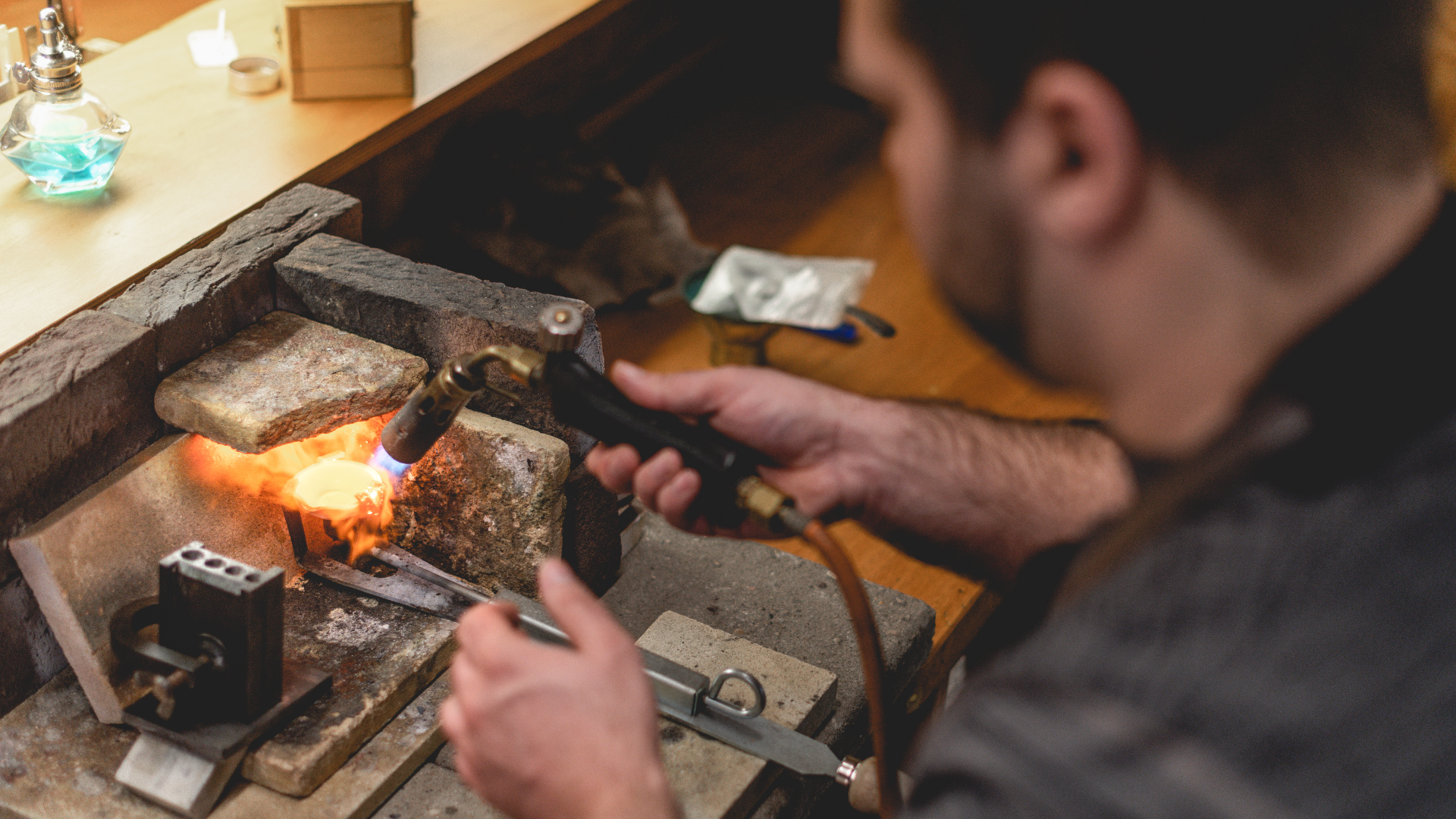 NvK Goudsmederij atelier