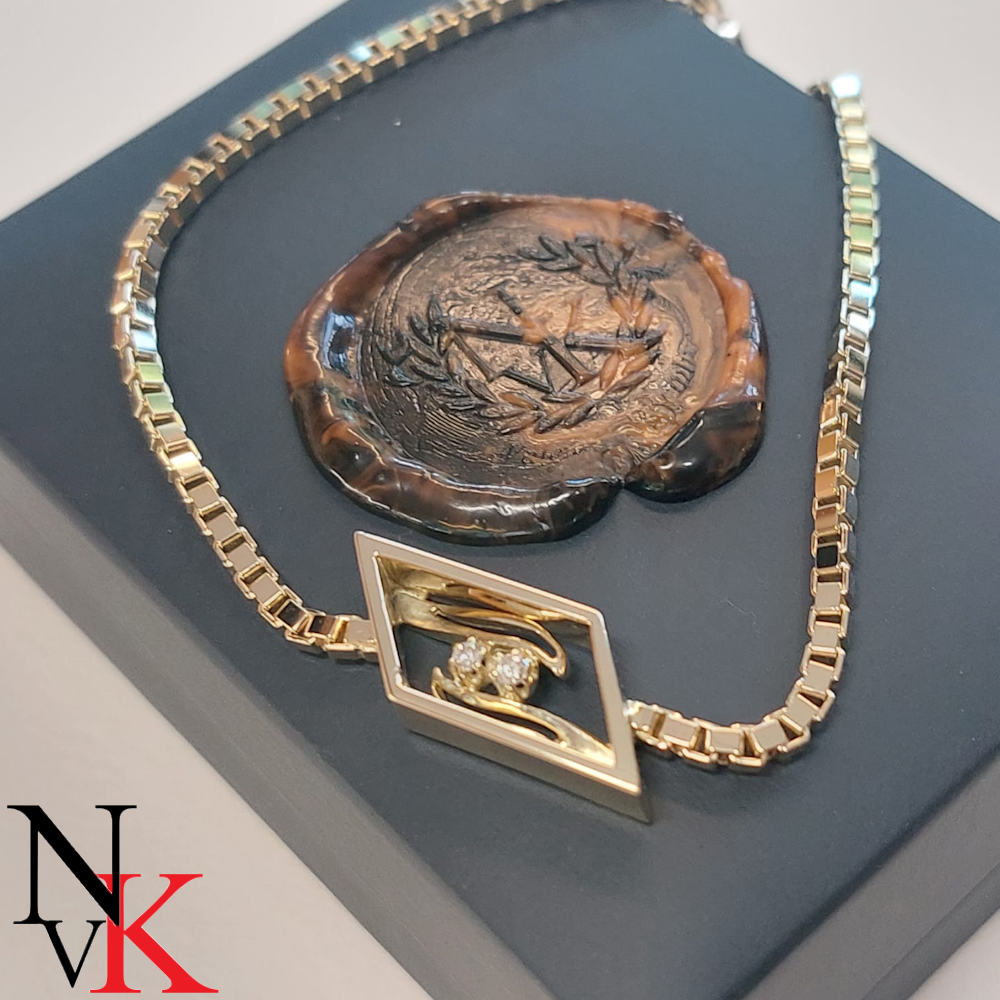 NvK Goudsmederij geelgouden ring en ornament