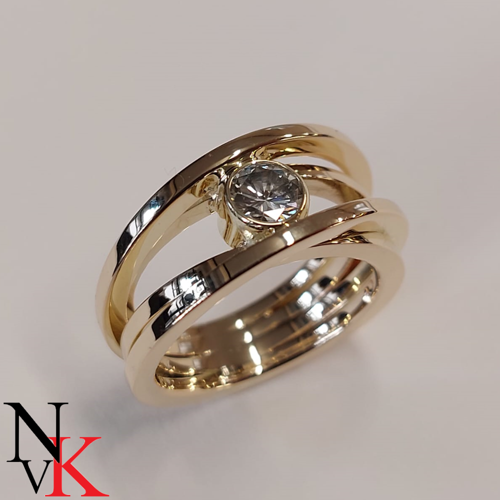 NvK Goudsmederij ring van oud goud