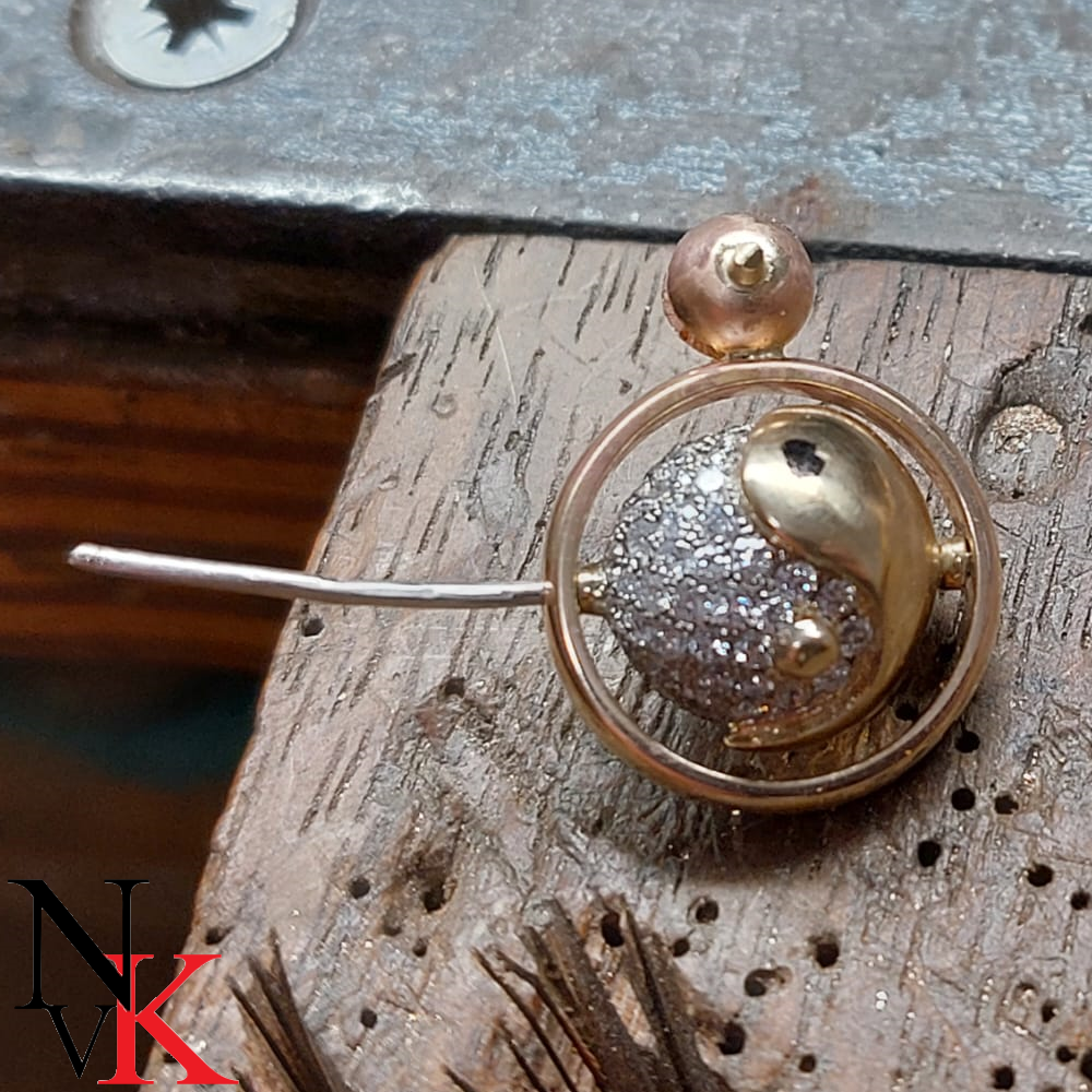NvK Goudsmederij Ying-Yang hanger