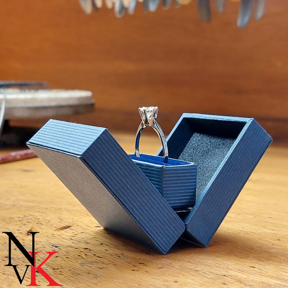 NvK Goudsmederij witgouden ring 1 karaat diamant