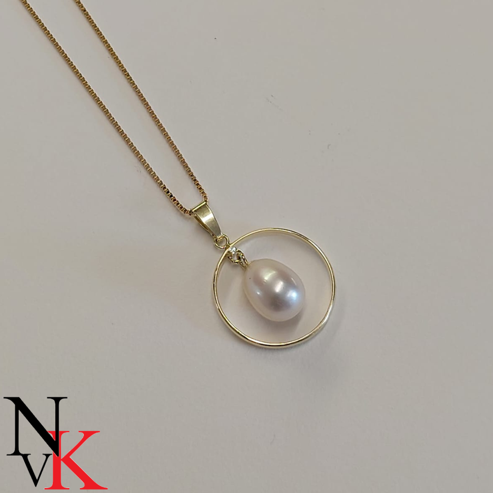 NvK Goudsmederij geelgouden hanger met zoetwaterparel