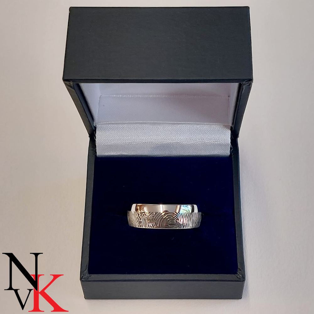 NvK Goudsmederij zilveren ring met vingerafdruk