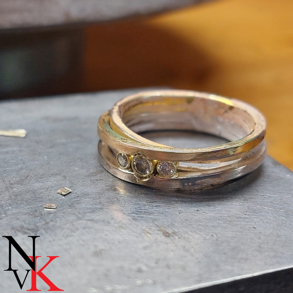 NvK Goudsmederij ring van oude sieraden