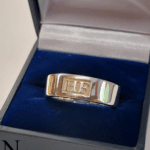 NvK Goudsmederij zilveren ring met monogram