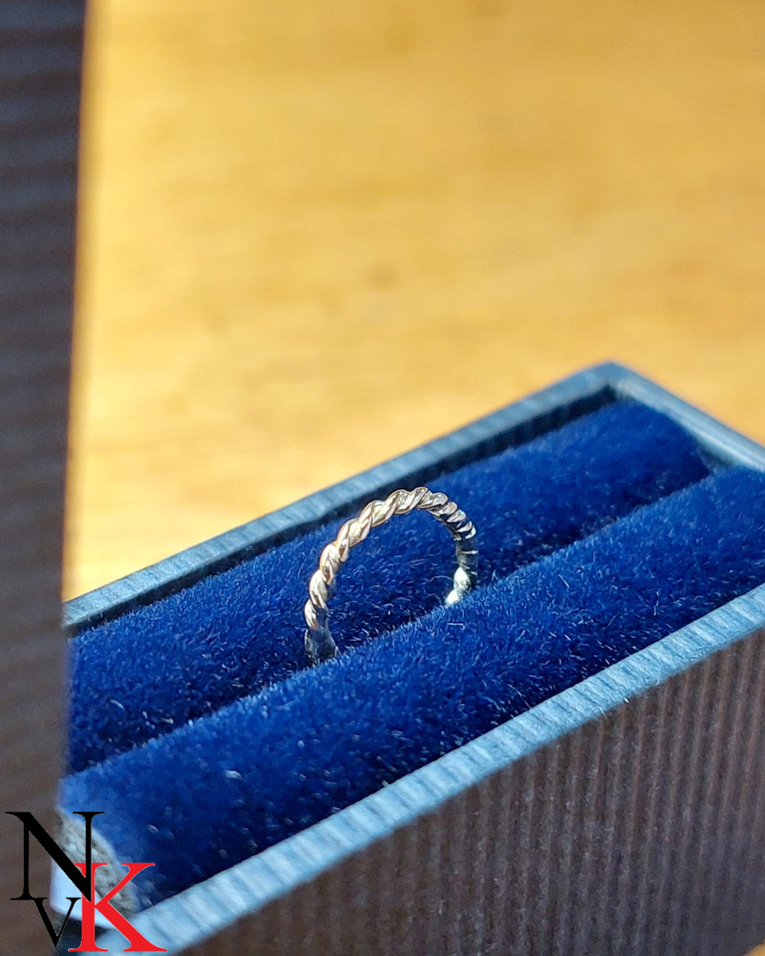 NvK Goudsmederij gouden helix