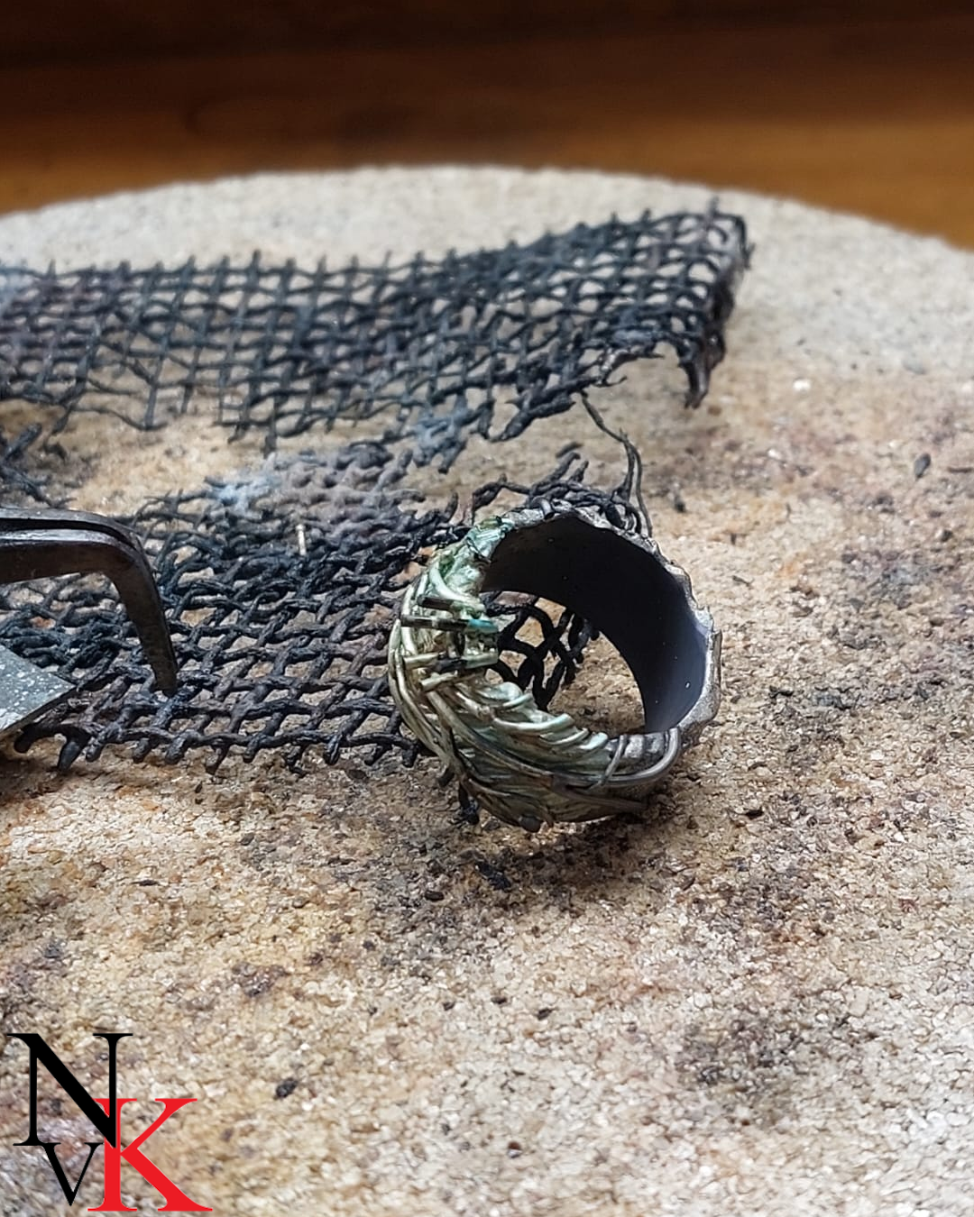 NvK Goudsmederij set ring met oorbellen van geelgoud en diamant